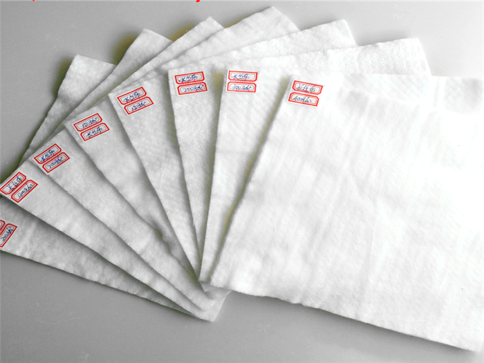 聚(ju)酯長絲(sī)土工布(bu)